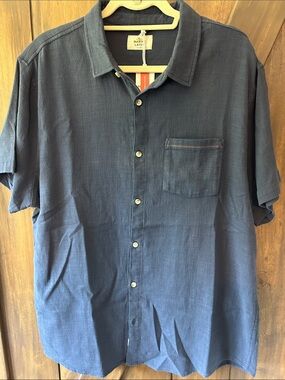 Marine Layer Men’s Short-Sleeve Button-Up Shirt in Navy XL